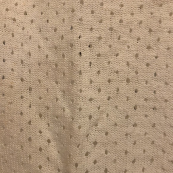 Lauren Conrad cream/white light weight sweater size medium - Picture 3 of 3